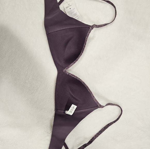 NEW 🌟 Lululemon Take Shape Bra 32C - Picture 5 of 9